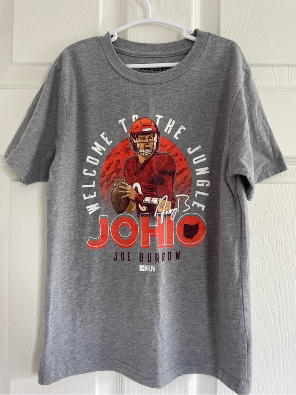 Joe Burrow Cincinnati Bengals Youth “Welcome to the Jungle” NFL Kids Shirt NWOT